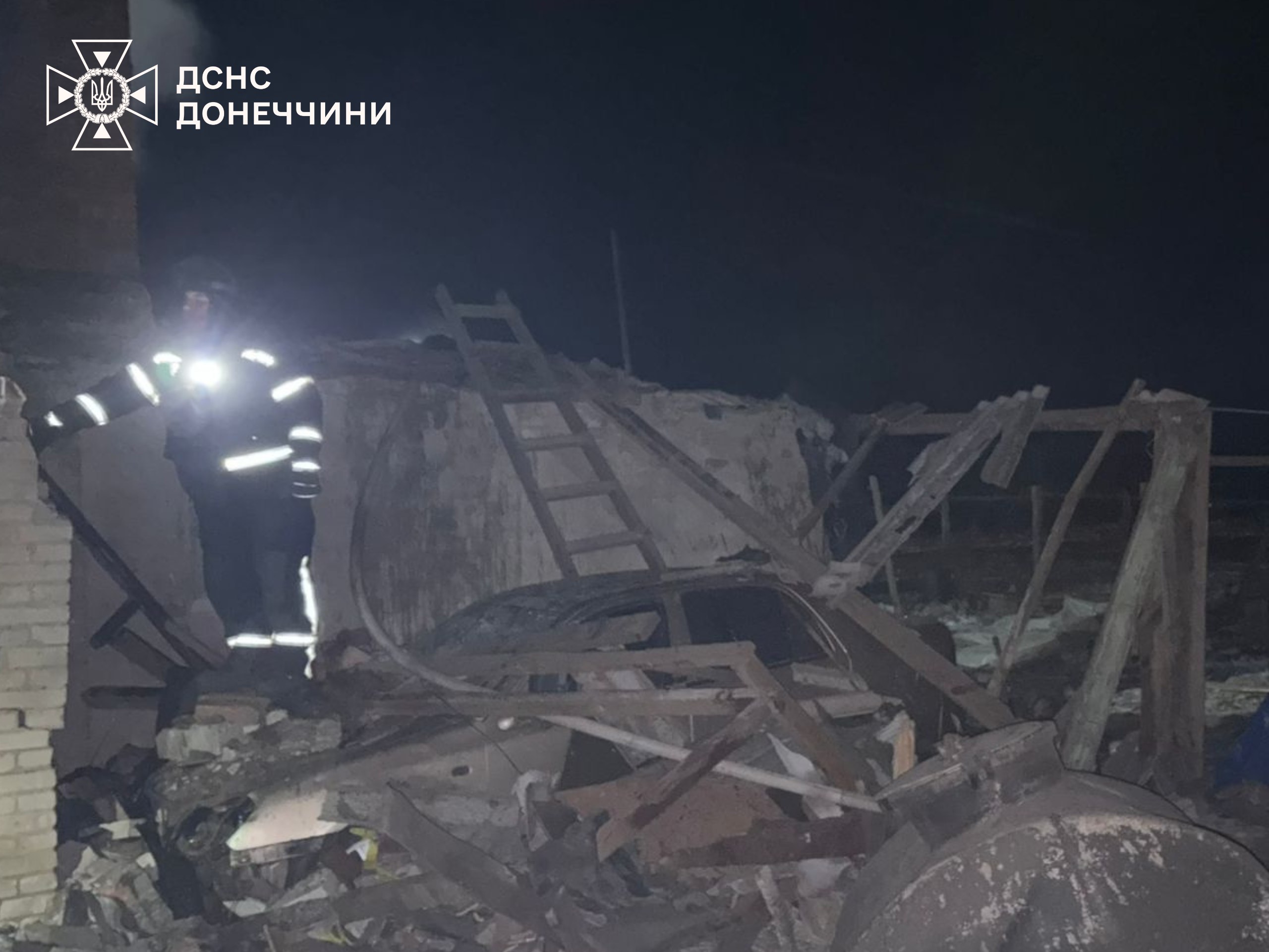 Смертельный удар оккупантов ночью: среди четырех погибших — 6-летний ребенок - фото 2