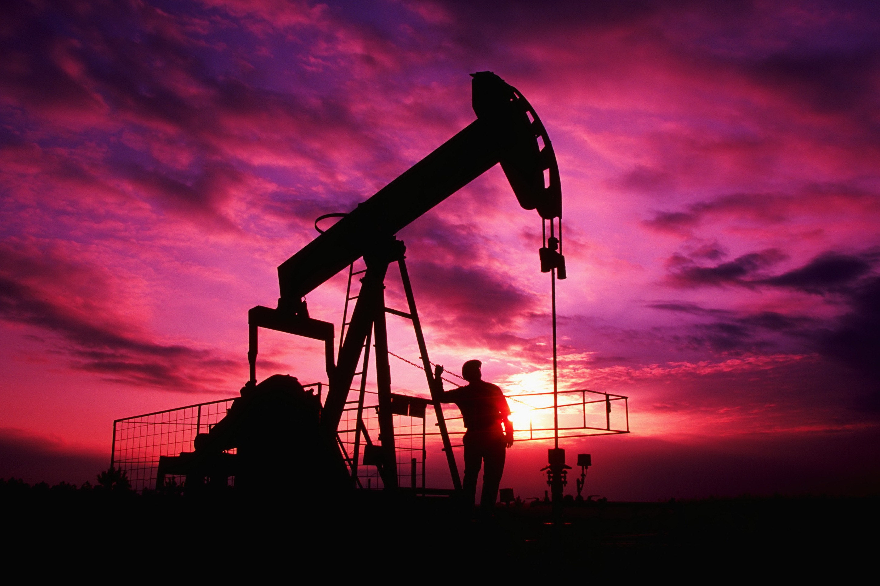 Историческая сделка по сокращению добычи нефти не принесла ожидаемых  результатов на мировых рынках | Комментарии Украина