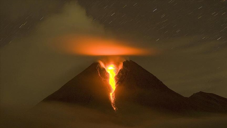 Вулкан Мерапи, Индонезия,