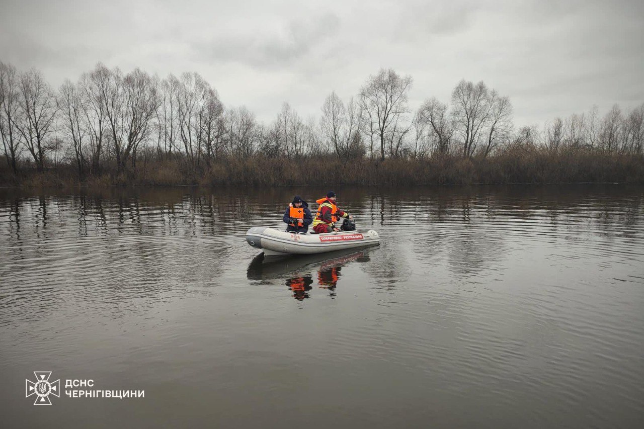 Масштабна пошукова операція на Чернігівщині: на річці зник 7-річний хлопчик - фото 5