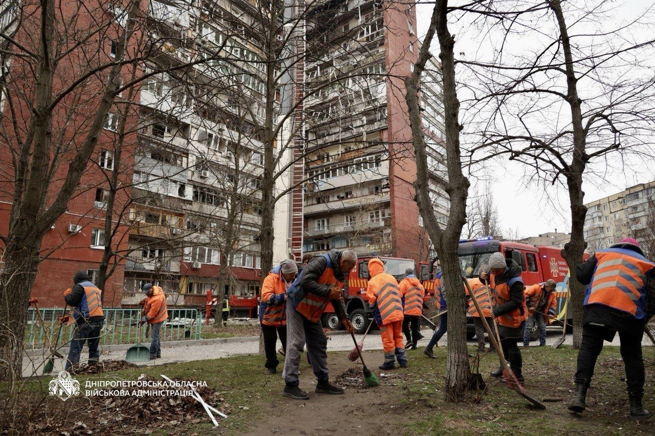 Массированный налет «шахедов» на украинские города: под ударом жилые и родильный дома (ОБНОВЛЯЕТСЯ) - фото 2