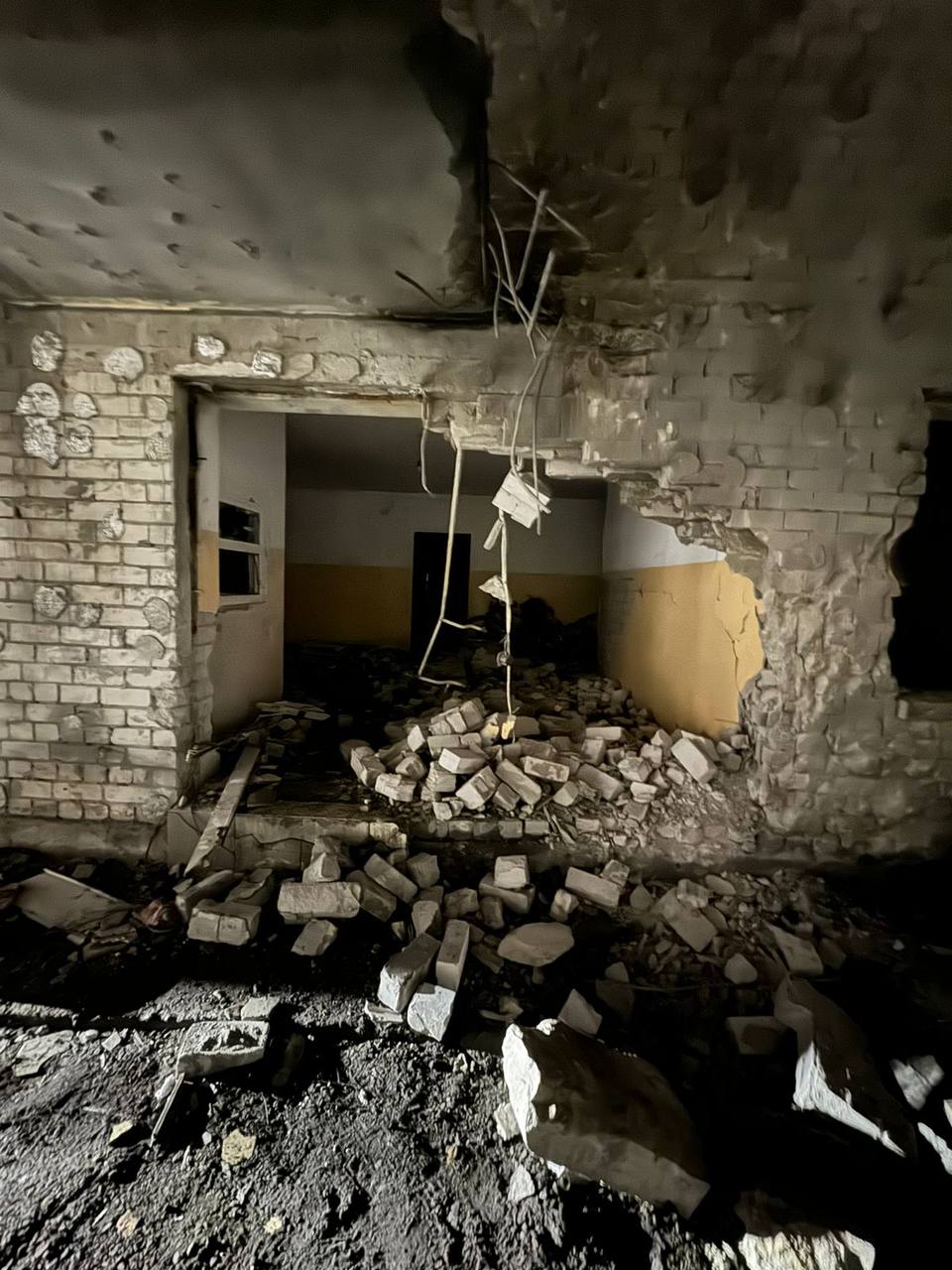 Пошкоджено багато будинків, є постраждалі: фото наслідків атаки дронів на Одесу - фото 2