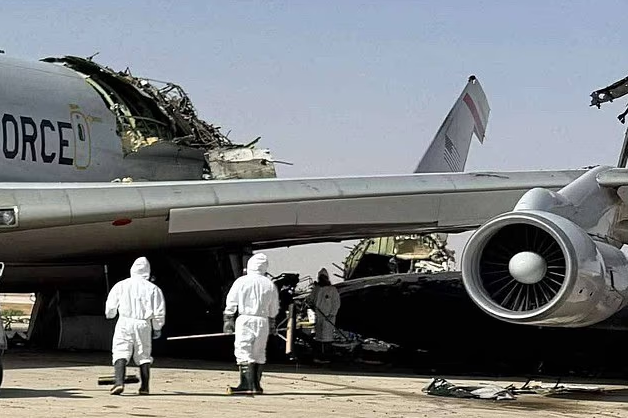 Иран уничтожил редкий самолет США ДРЛВ E-3 Sentry за полмиллиарда долларов (ФОТО) - фото 2