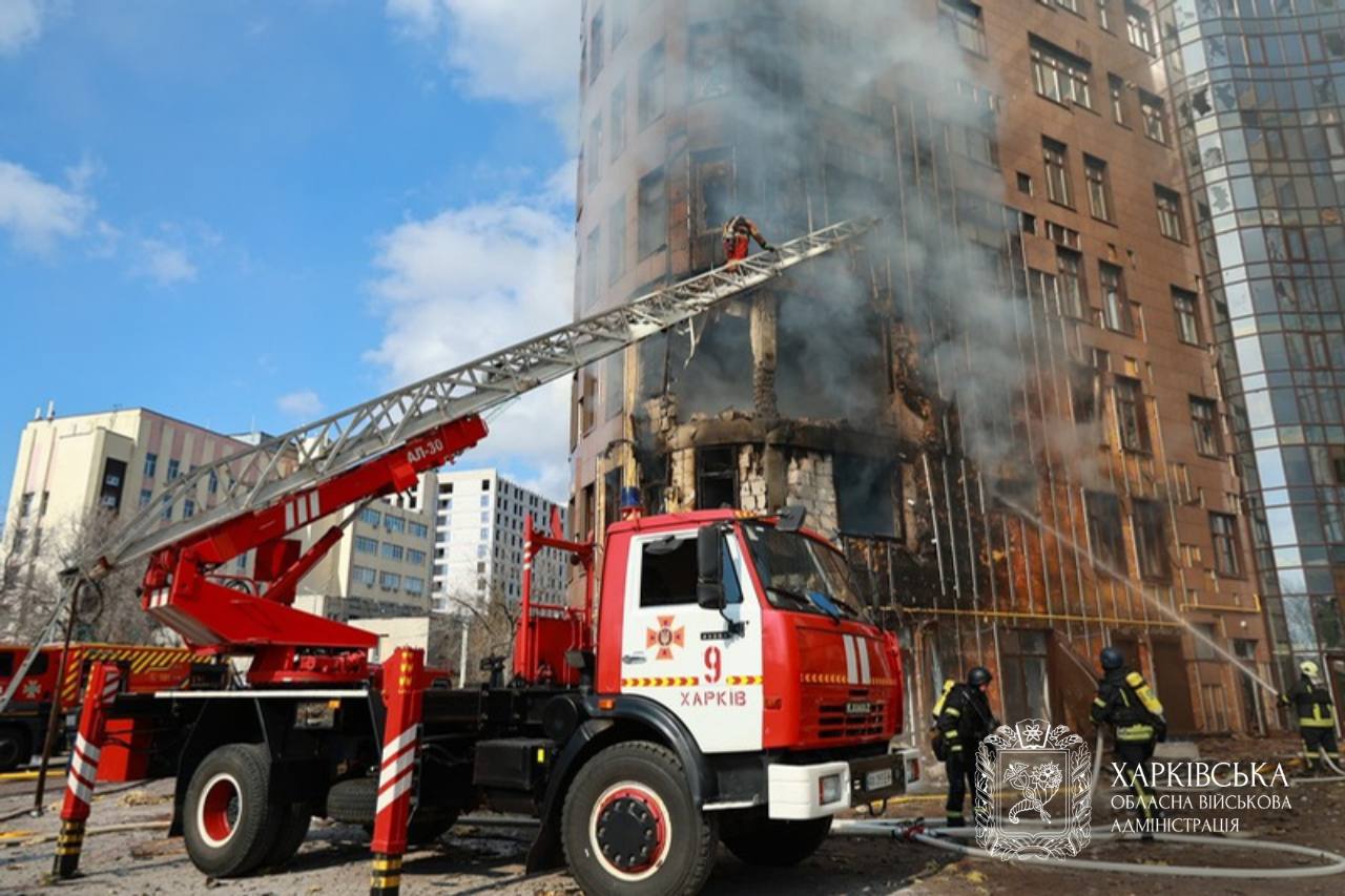 Потужні вибухи в Харкові: що відомо про влучання (ОНОВЛЕНО) - фото 2