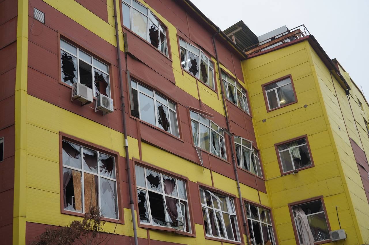 Взрывы в Днепре: много погибших и раненых (ОБНОВЛЯЕТСЯ) - фото 2