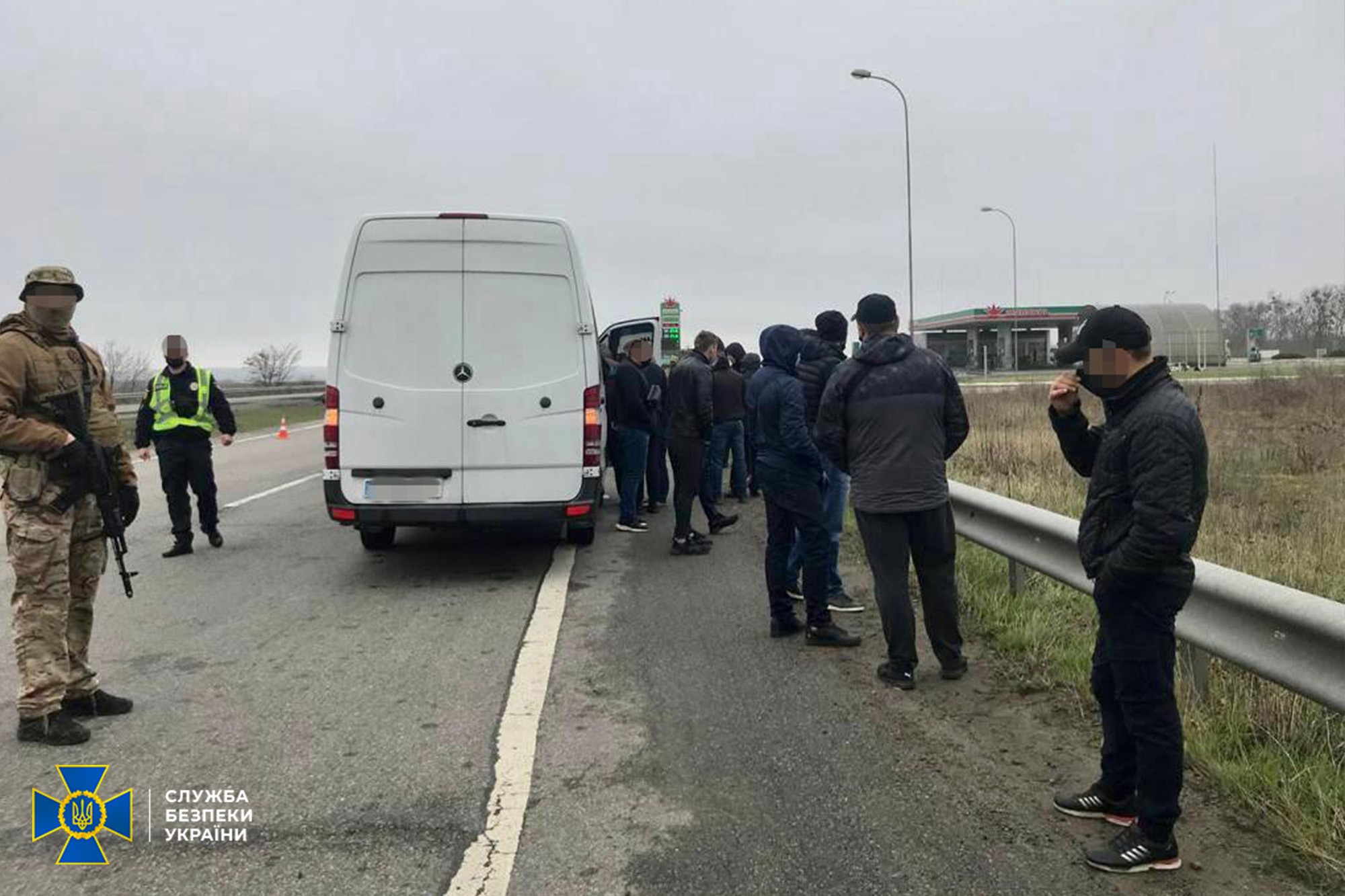 У въезда в Харьков были задержаны автобусы с «титушками»: что планировалось (ФОТО) - фото 7