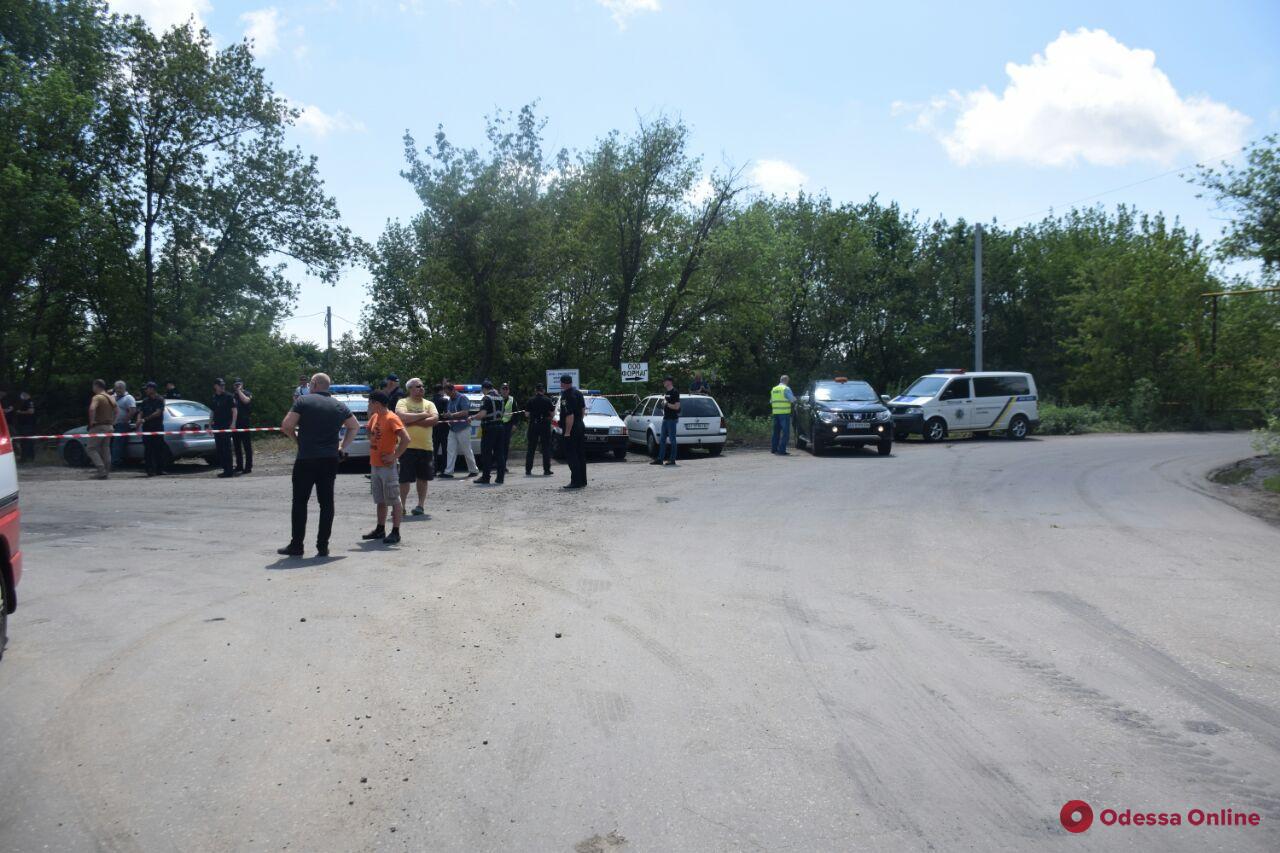 В Одессе самолет упал на гипермаркет, есть жертвы - фото 7