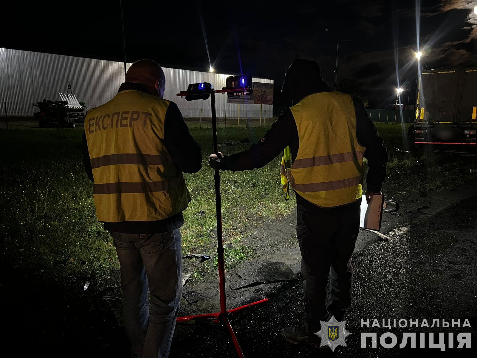 Страшна ДТП сталася на Вінничині: загинуло шестеро молодих людей - фото 3