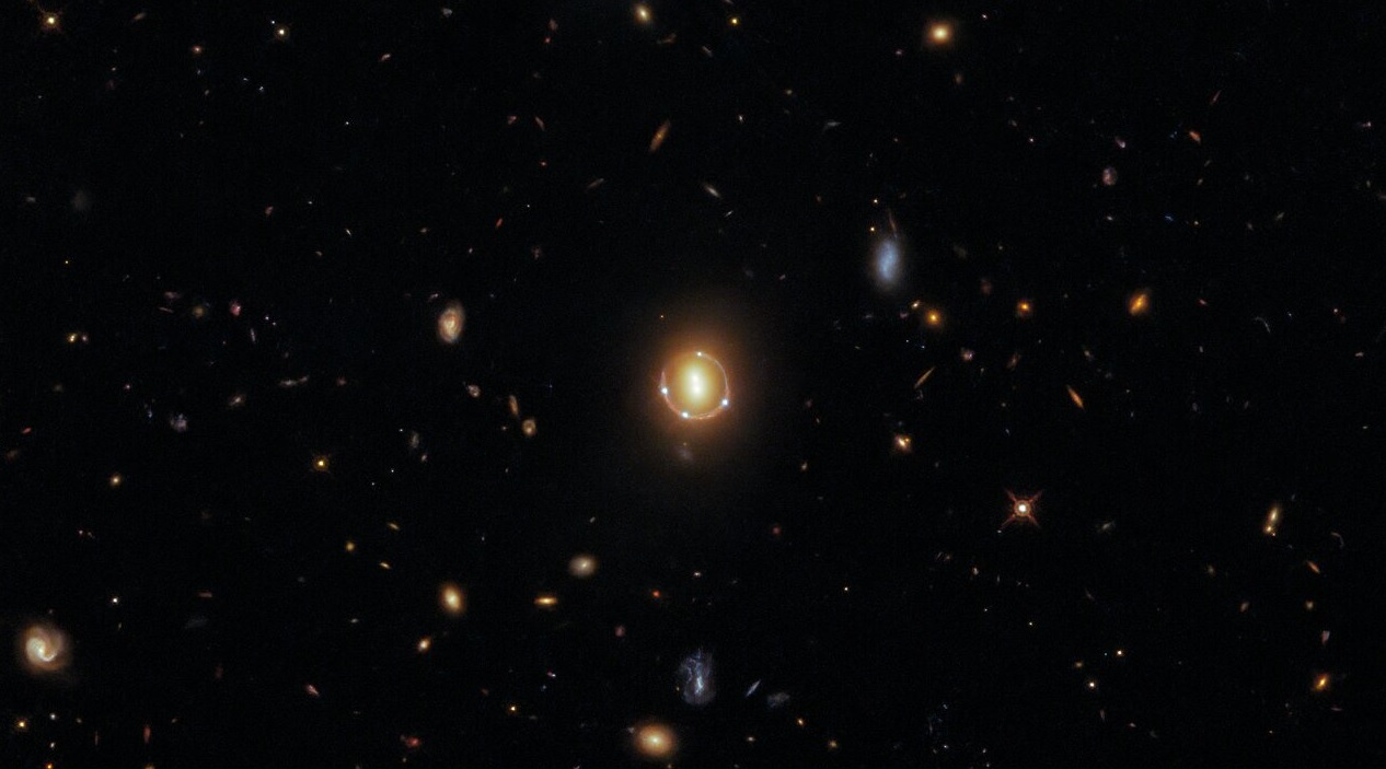 Вчені показали дивовижний космічний об'єкт: як виглядає ”кільце Енштейна” (ФОТО) - фото 2