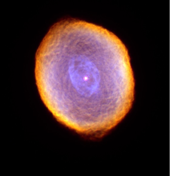 Космическая жемчужина: NASA Hubble показал, как выглядит последний этап жизни звезды, похожей на Солнце  - фото 2