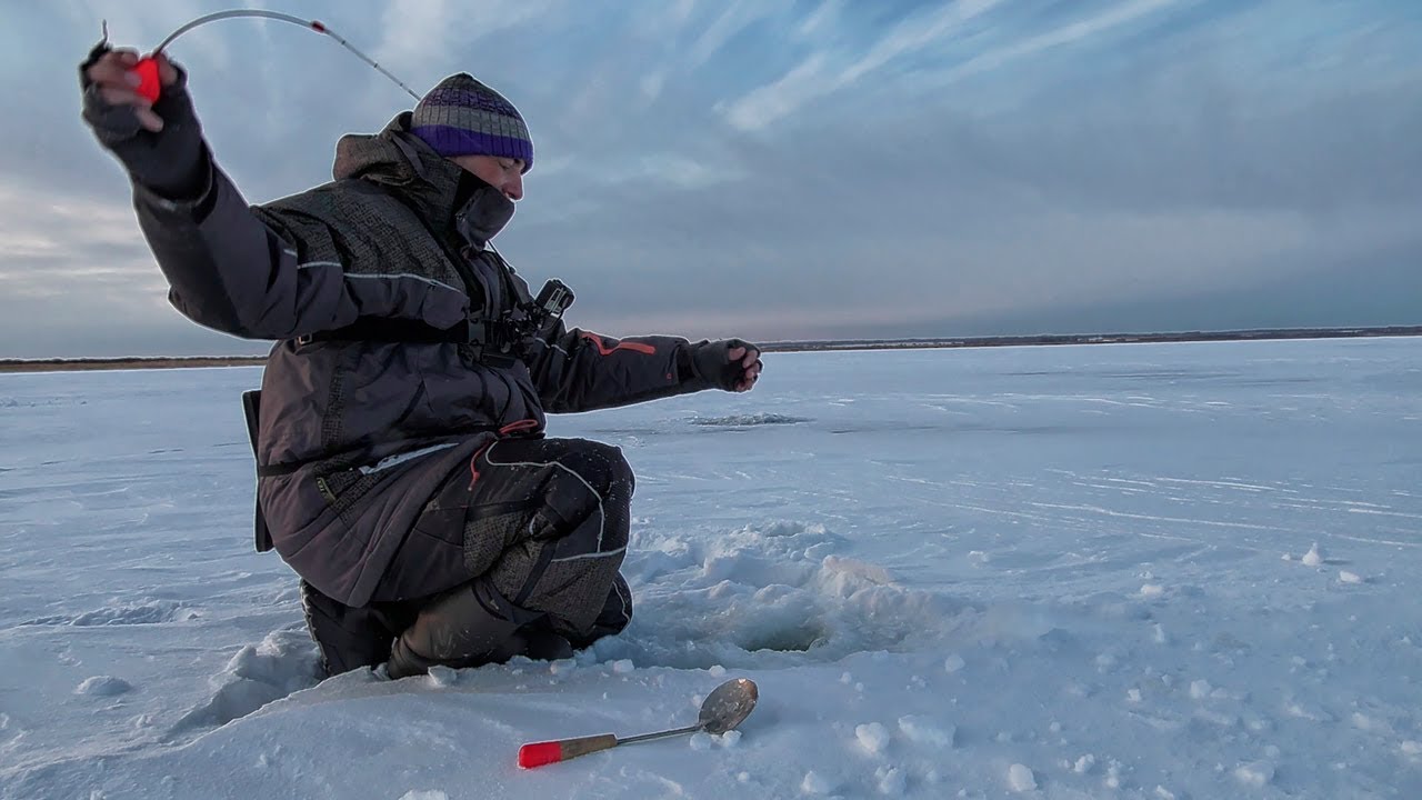 Улов на зимней рыбалке: полезные советы и рекомендации