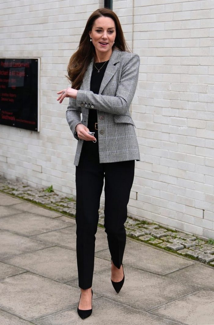 Кейт Міддлтон порушила королівський дрес-код: що не так з її образом (ФОТО) - фото 2