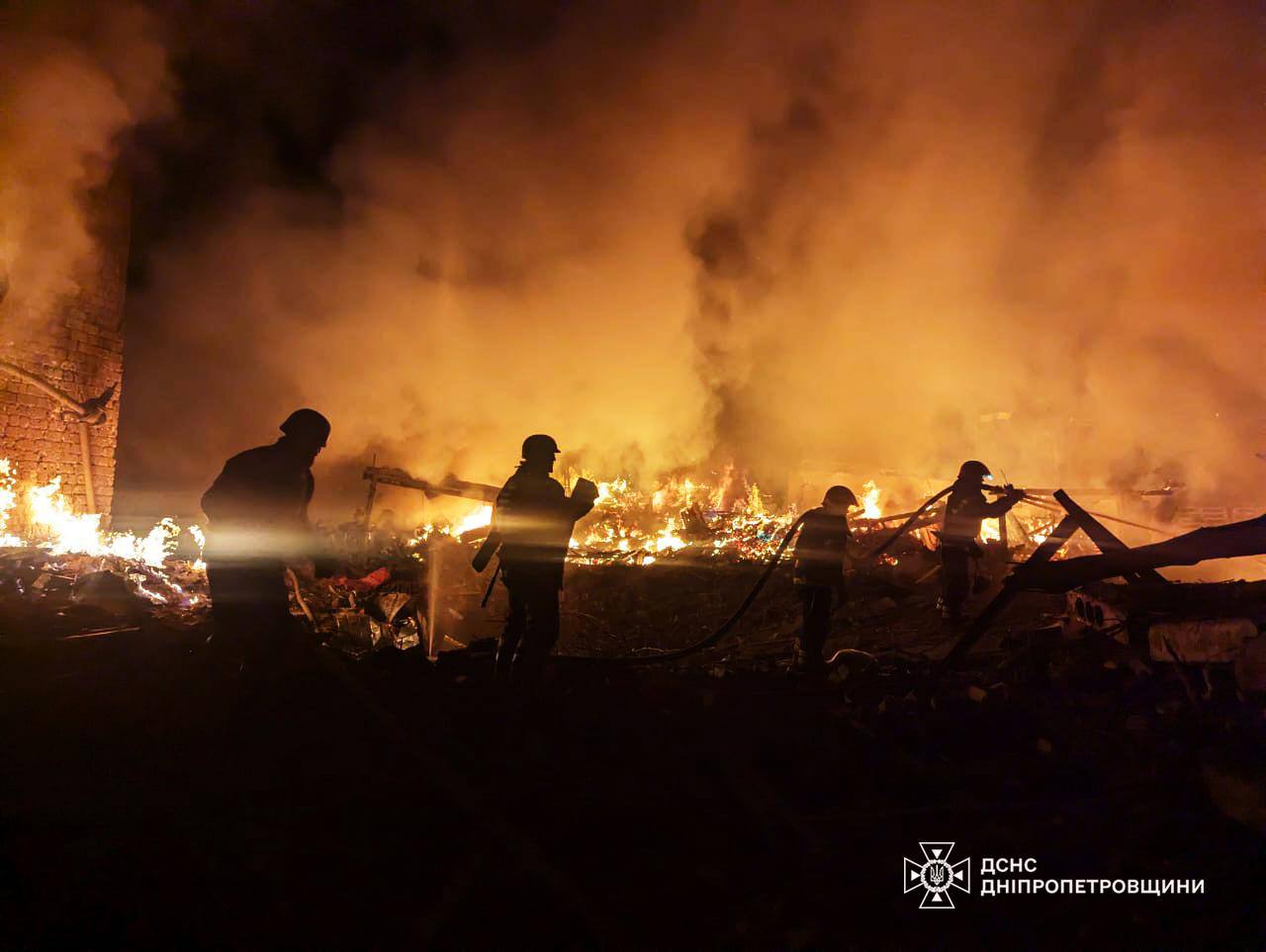 Ворог вдарив балістикою по Дніпропетровщині: багато поранених та є загиблий - фото 2