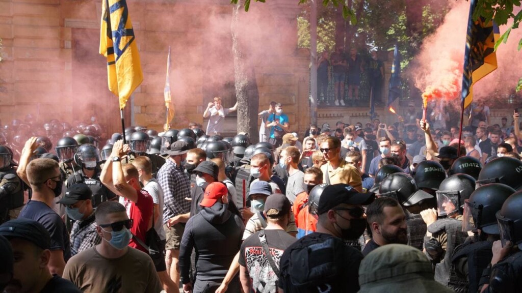 Нацкорпус анонсирует новые протесты против политики власти - фото 4