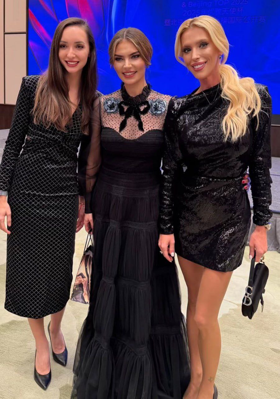  Любовница Путина появилась в Китае в платье за миллионы (ФОТО) - фото 2