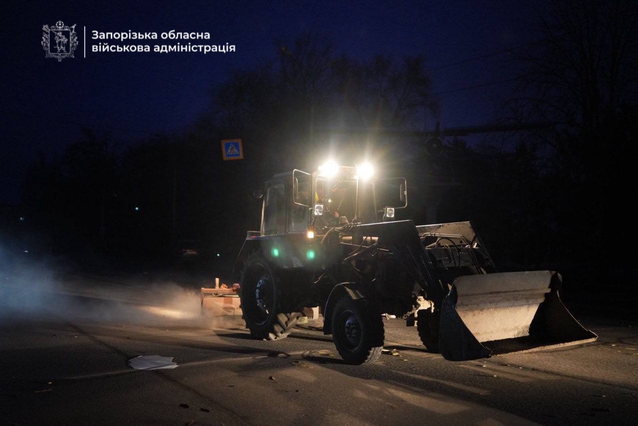 Взрывы в Запорожье и люди под завалами: что сейчас делается в городе - фото 4