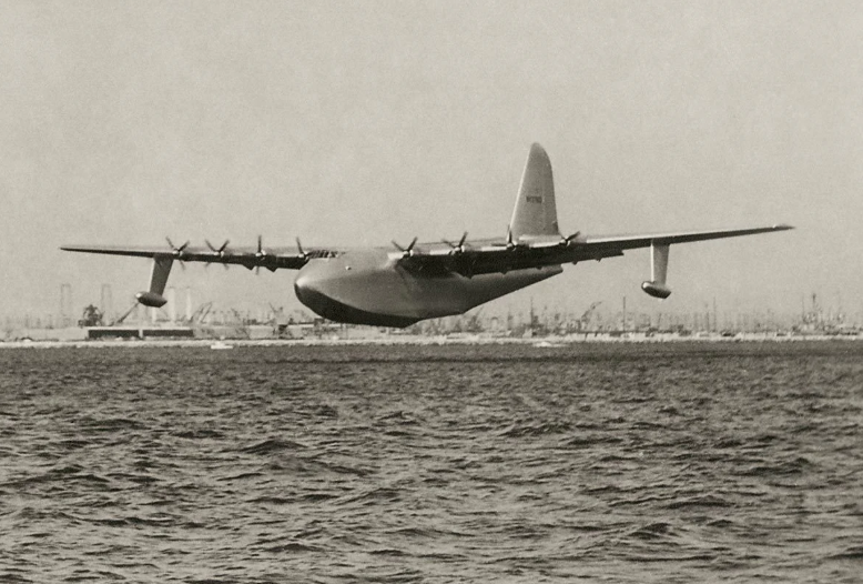 Гіганти неба: ТОП-5 найбільших літаків в історії авіації - фото 2 Гіганти неба: ТОП-5 найбільших літаків в історії авіації - фото 2