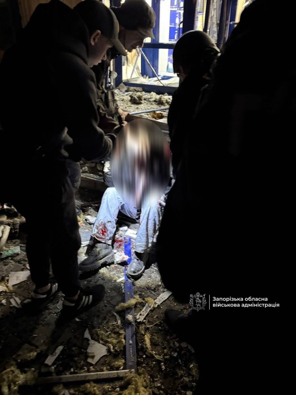 Жах у Запоріжжі: російський удар по місту - фото 2