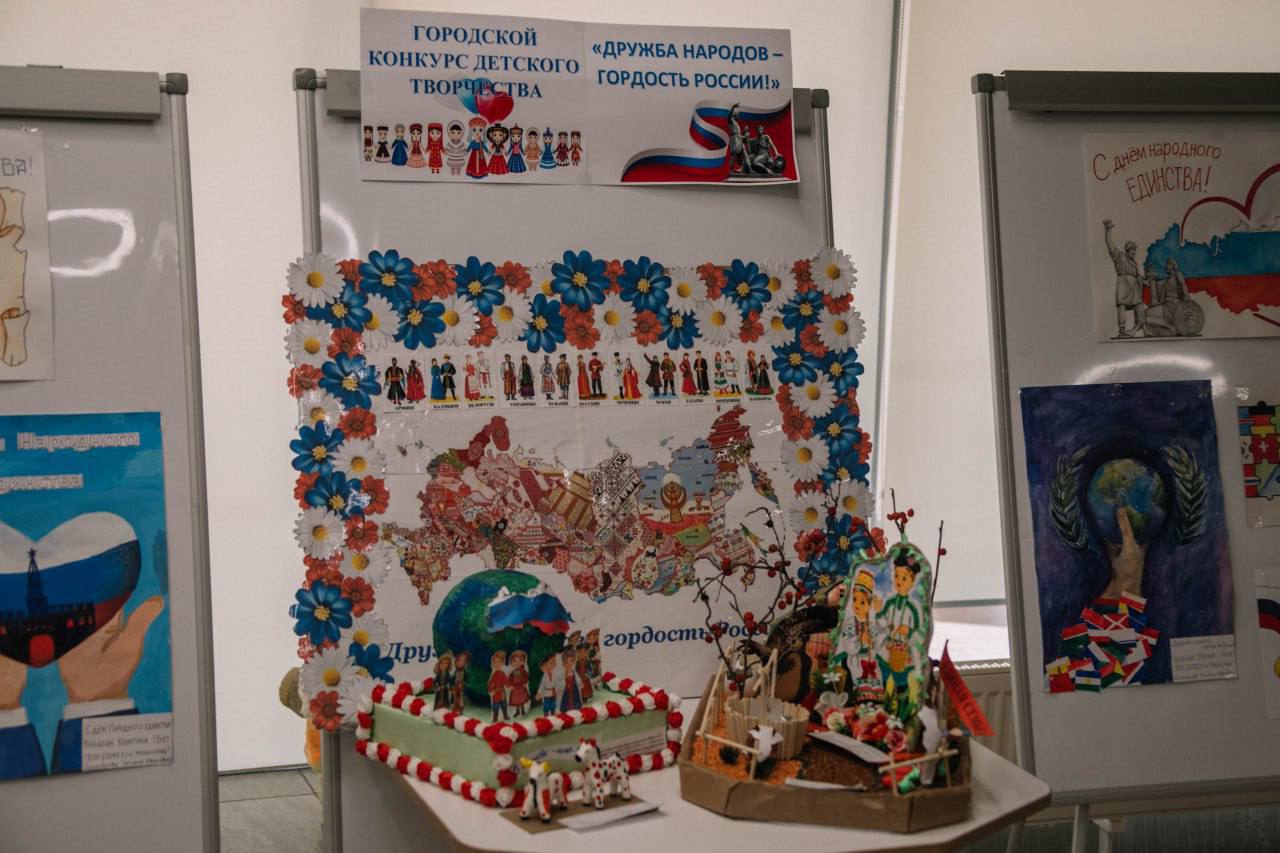 Как в Мариуполе готовят из детей солдат  - фото 2