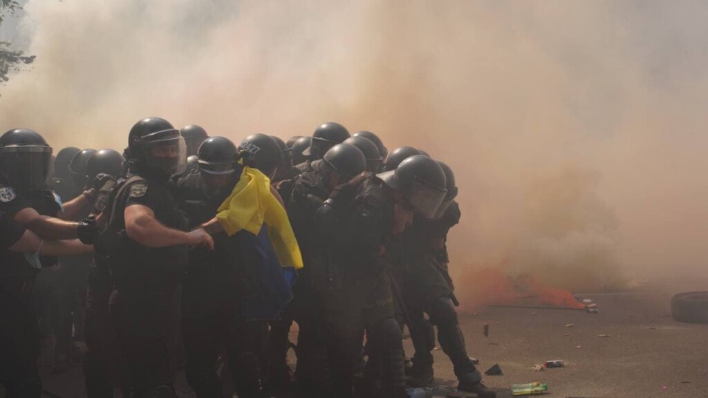 Нацкорпус анонсирует новые протесты против политики власти - фото 9
