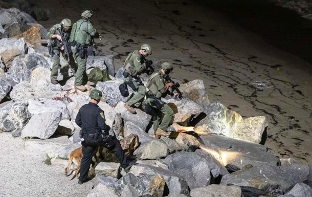 В США на пляже произошла перестрелка: есть раненые и погибшие (ФОТО) - фото 2