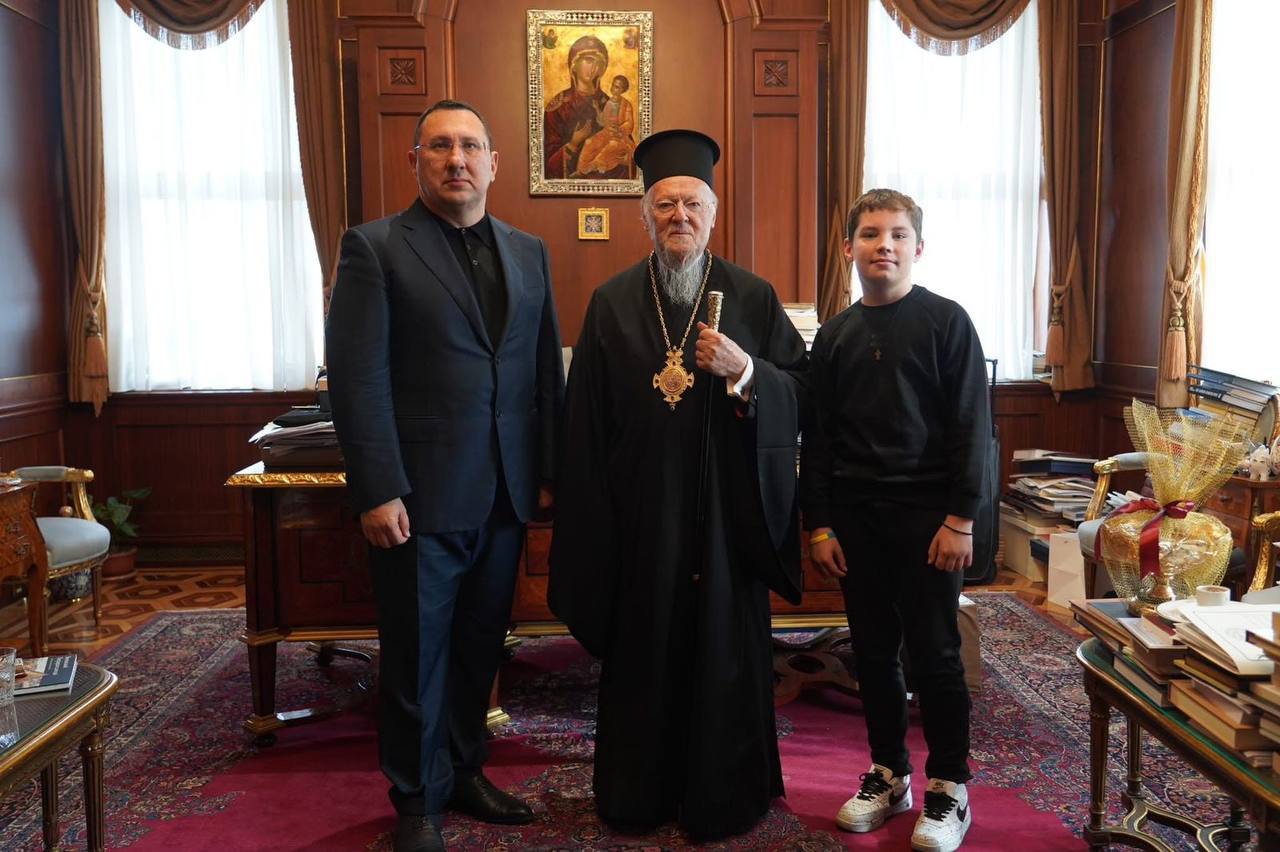 Вселенський Патріарх зустрівся з благодійниками, які підтримують українські парафії в Австрії та Угорщині - фото 2 Вселенський Патріарх зустрівся з благодійниками, які підтримують українські парафії в Австрії та Угорщині - фото 2