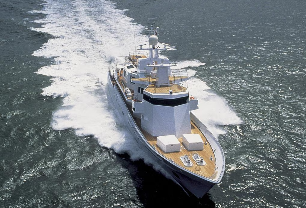 Миллиардер срочно переименовал яхту после ужасного осознания ее названия - фото 2