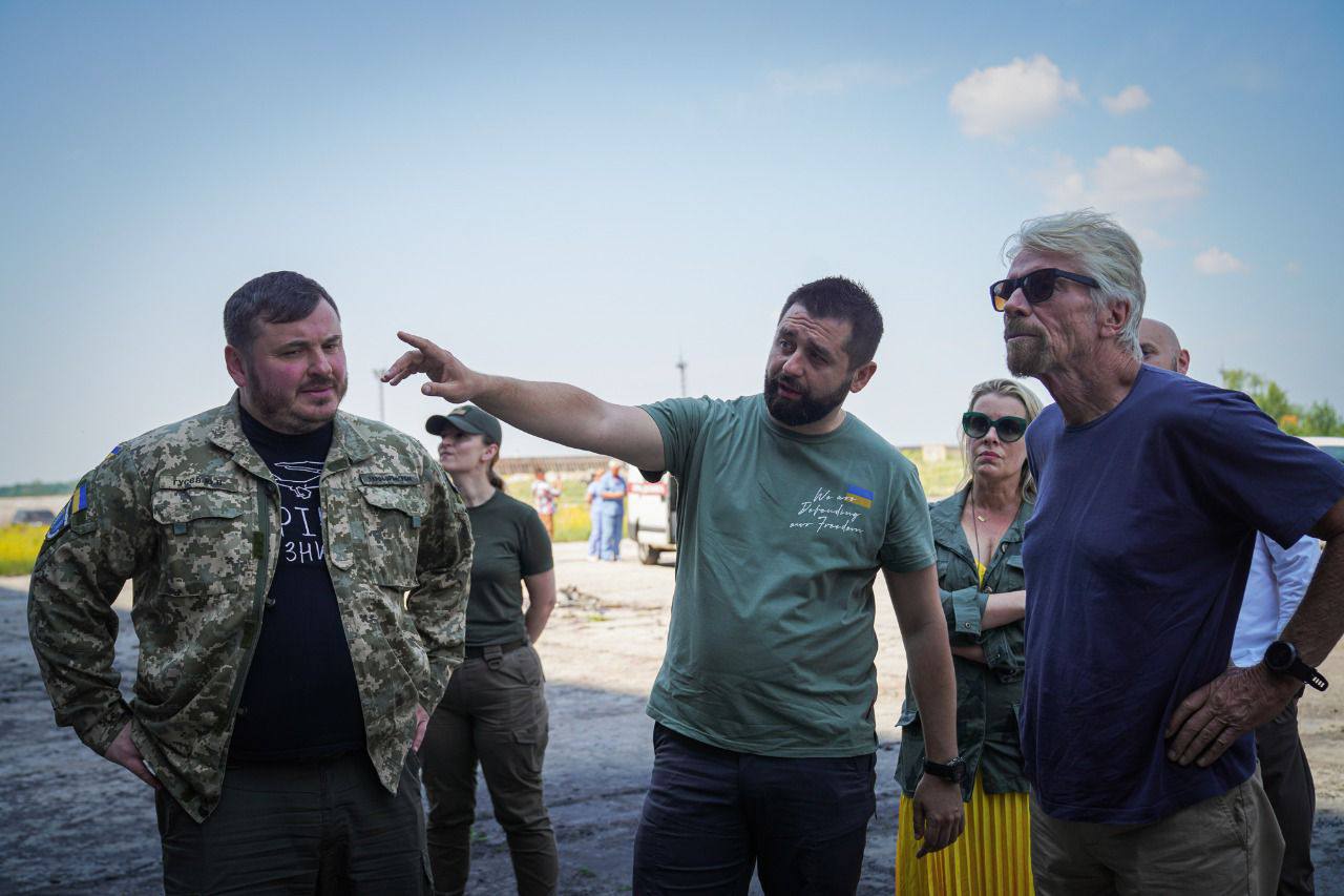 Британський мільярдер планує допомогти побудувати нову ”Мрію” - фото 3