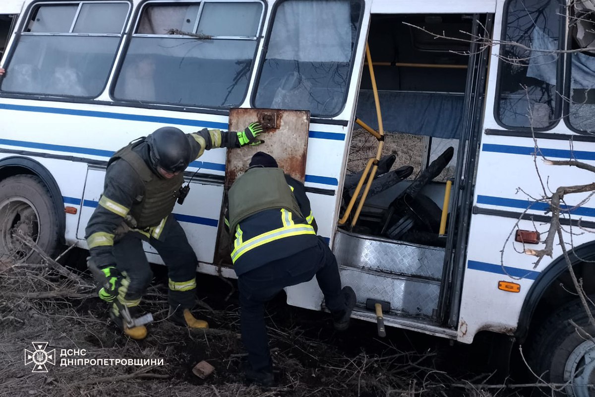 ДТП на Дніпропетровщині: багато постраждалих - фото 3