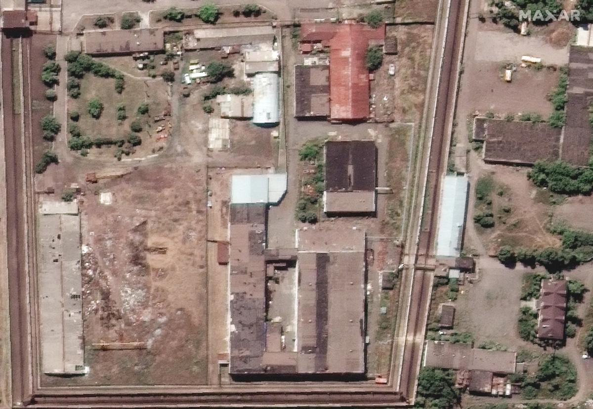 Появились спутниковые снимки колонии в Еленовке: кто стоит за массовой гибелью людей - фото 2