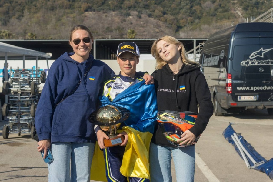 Юный украинец стал чемпионом по картингу на WSK Super Master Series - фото 3
