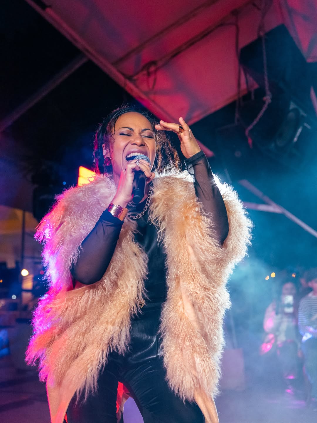 Гайтані - 47: чим займаєтсья та як виглядає сьогодні українська співачка (ФОТО) - фото 2