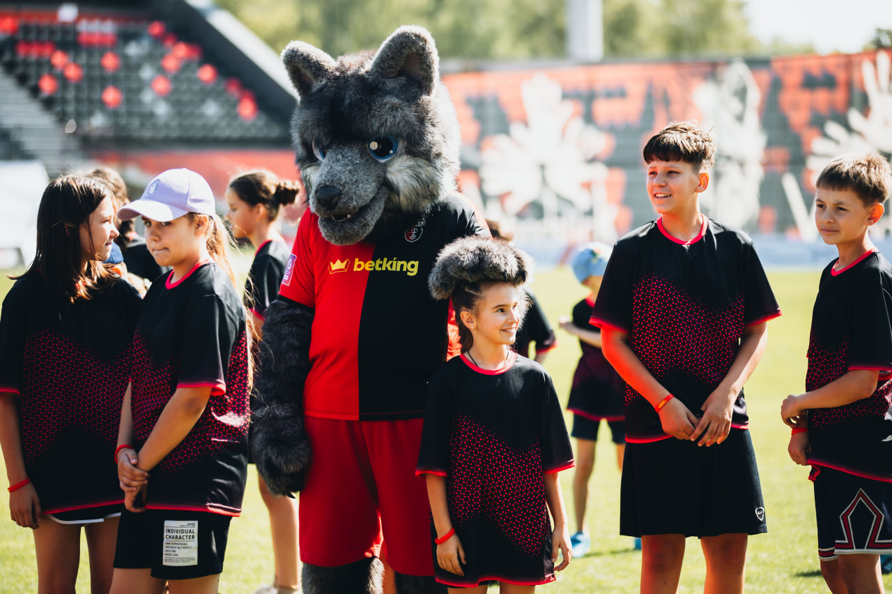 Проєкт «День із командою Королів» Betking Foundation серед фіналістів конкурсу «Партнерство заради сталого розвитку – 2025» - фото 2 Проєкт «День із командою Королів» Betking Foundation серед фіналістів конкурсу «Партнерство заради сталого розвитку – 2025» - фото 2