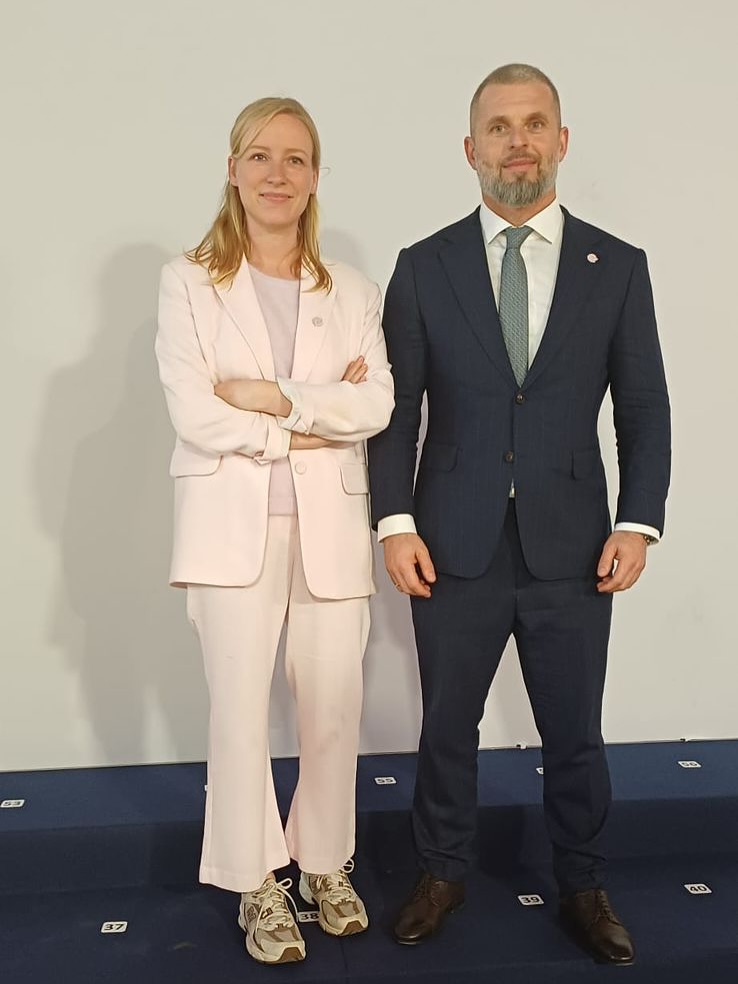 Матвей Бедный совсем не беден: в каком костюме заметили министра - фото 2