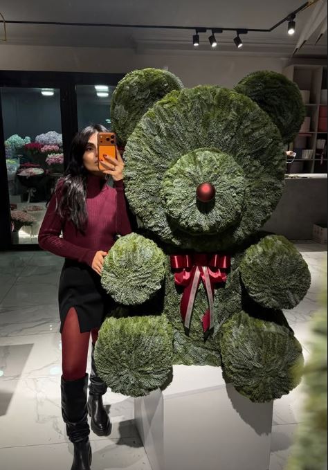 В Одессе в цветочном магазине появились медведи из елки: новый зимний тренд - фото 2