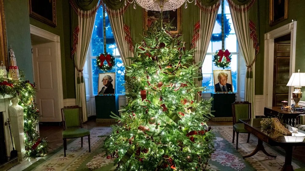 Мелания Трамп украсила Белый дом к Рождеству (ФОТО) - фото 2