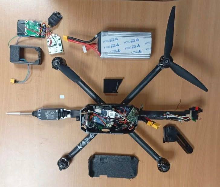 Россияне управляют дронами через украинский LTE: ограничат ли в Украине продажу SIM-карт без идентификации - фото 2