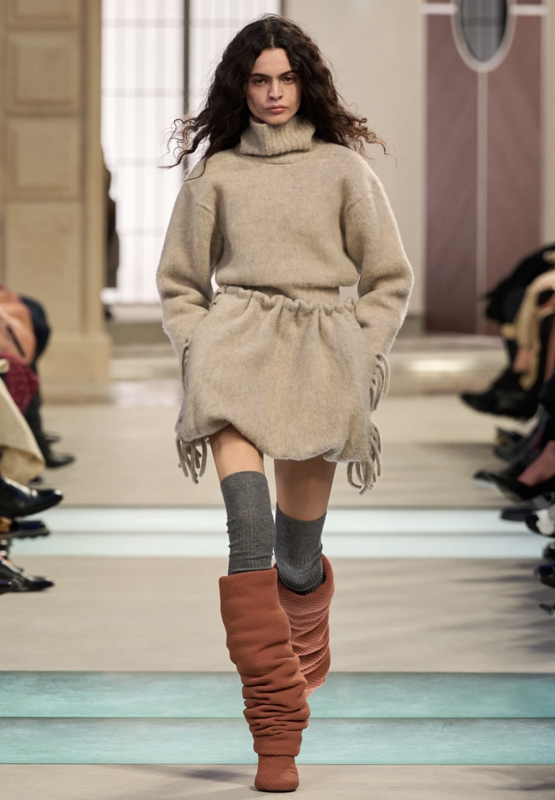 Топ-12 модных тенденций осень-зима 2025-2026 от Vogue - фото 2