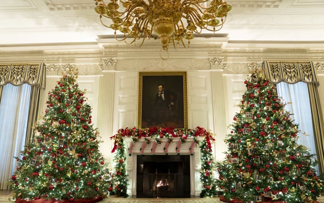 41 рождественская ель: как украсили Белый дом к праздникам (ВИДЕО)  - фото 2