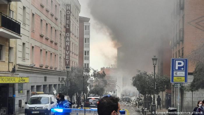 В Мадриде взорвался отель - фото катастрофы - фото 3
