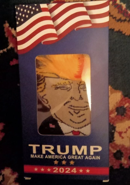 Делегація США подарувала депутатам РФ дивні шкарпетки з Трампом - фото 2 Делегація США подарувала депутатам РФ дивні шкарпетки з Трампом - фото 2