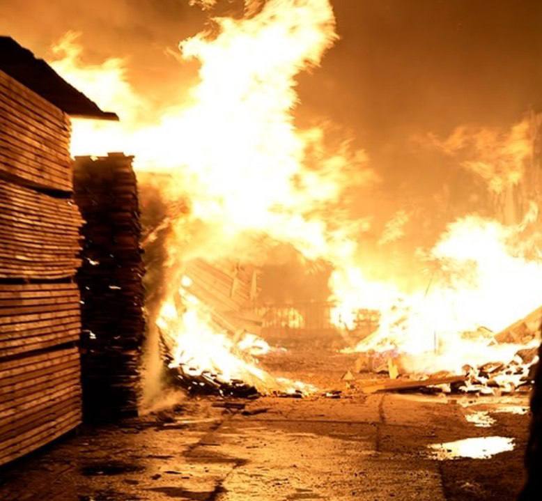 Страшная ночь в Харькове: Россия била по жилым домам - фото 2