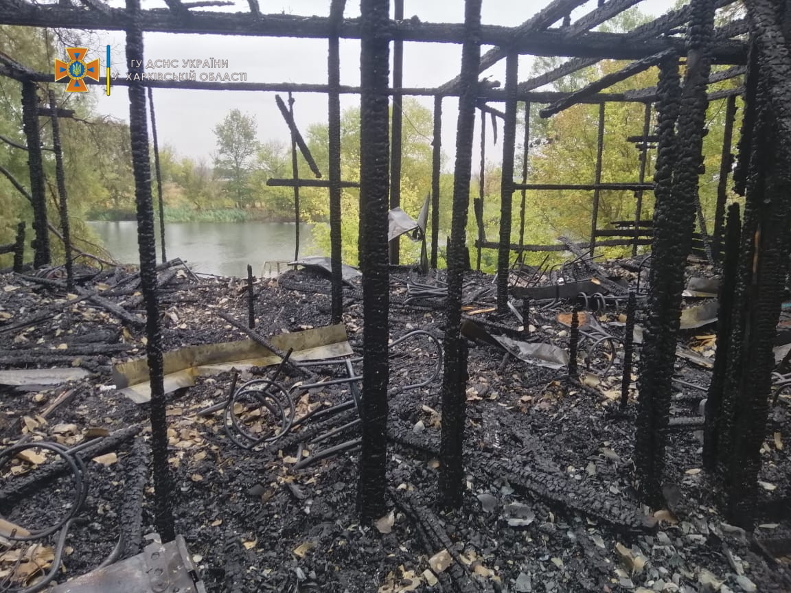 С базы отдыха - в больницу: сколько людей пострадало в пожаре в Харьковской области - фото 2