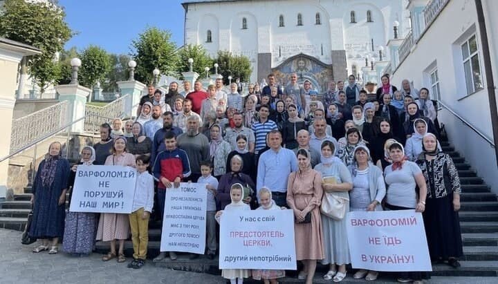 Верующие выступили против приезда Константинопольского патриарха Варфоломея в Киев - фото 2
