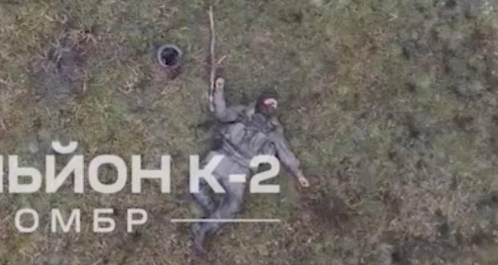 Российских пехотинцев отправили на штурм с палками вместо оружия (ФОТО) - фото 2
