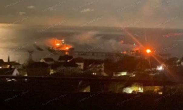 Росія здригалася від вибухів: росіяни в паніці від атаки дронів - горить нафтовий танкер та термінал - фото 2