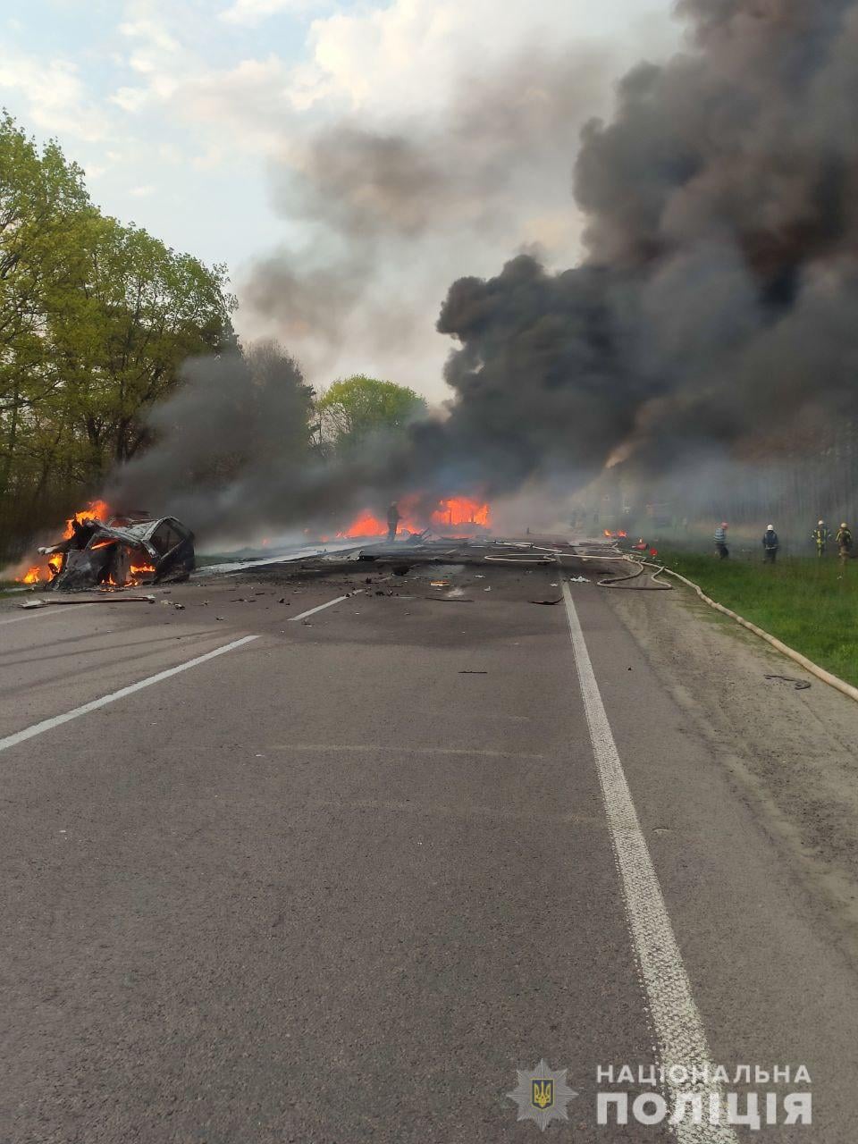 Масштабное ДТП в Ровенской области: погибли 16 человек (ФОТО) - фото 2