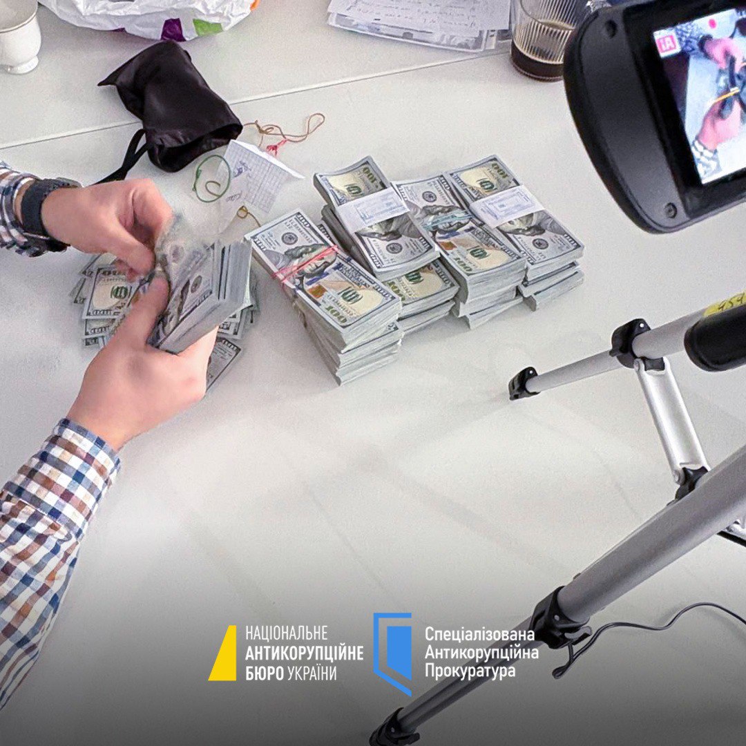 Экс-заместитель Кличко получил подозрение за “туалетные схемы”: ”Комментарии” узнали, о ком идет речь (ФОТО) - фото 2