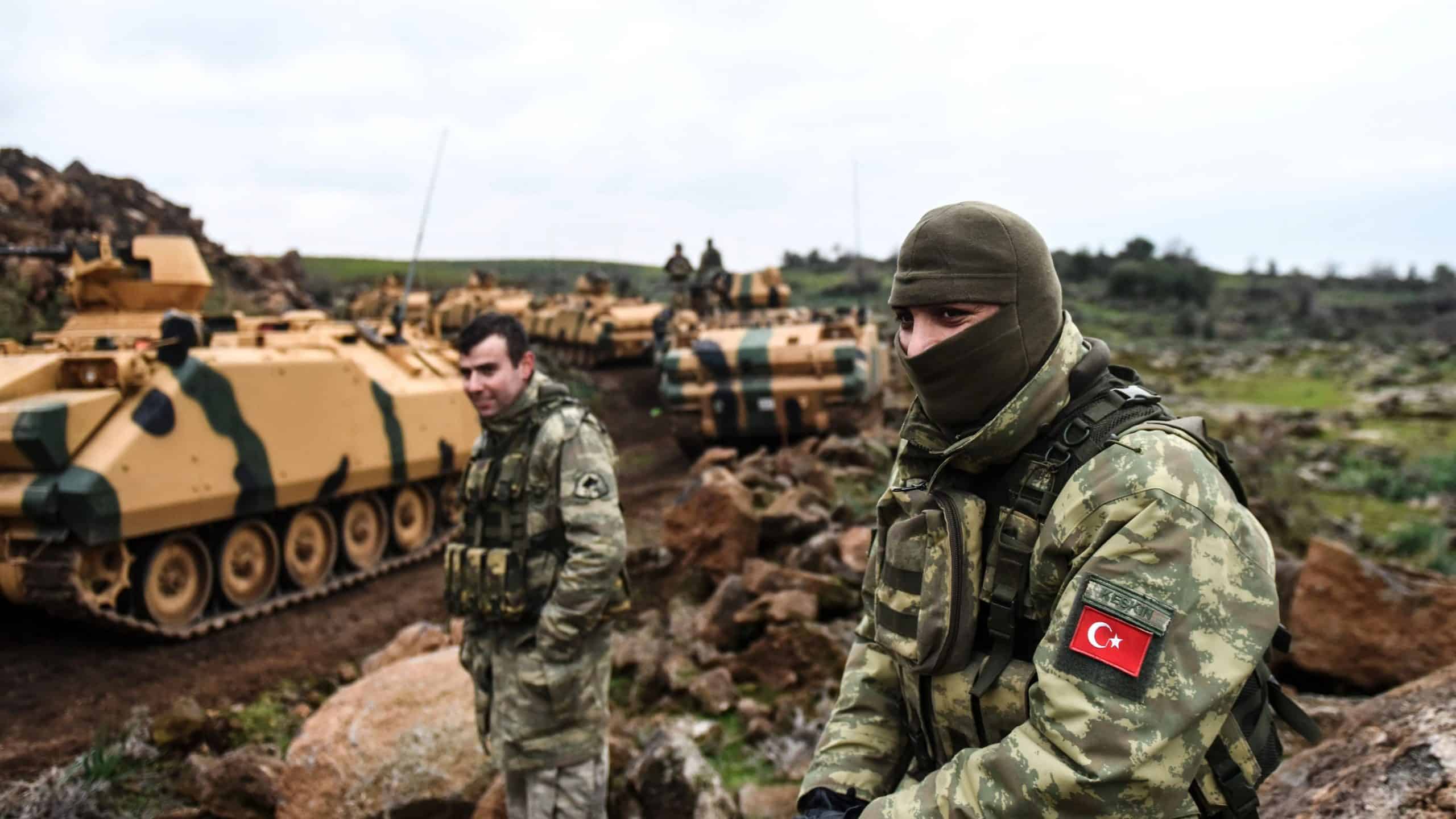 Готовность к нападению. Турецкая армия 2023. Шлем турецкой армии.