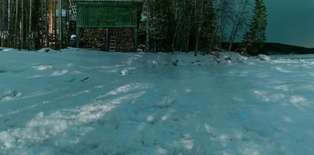 Сніг, що світиться: у Росії помітили незвичайне природне явище (ФОТО) - фото 2